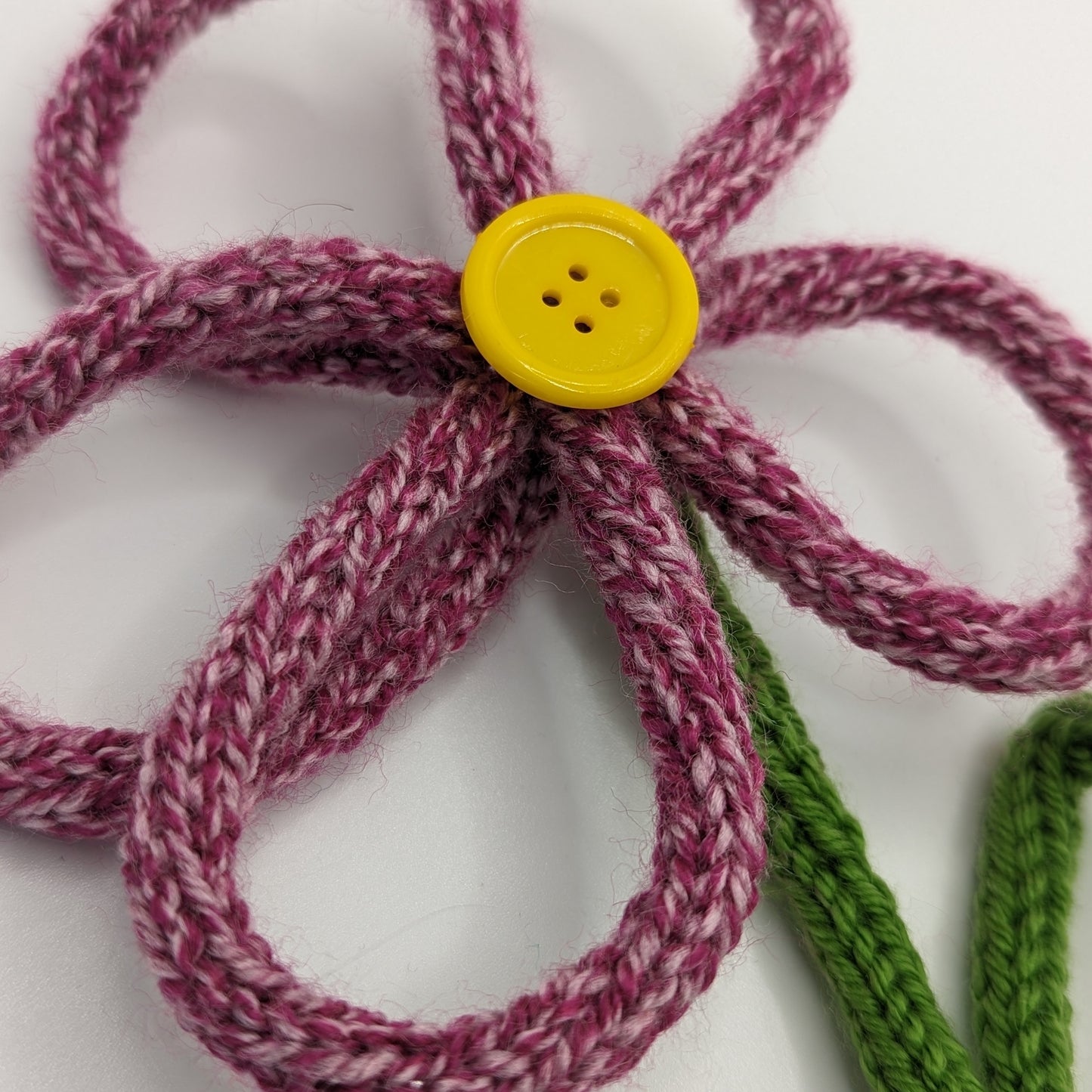 Daisy wire flower stem