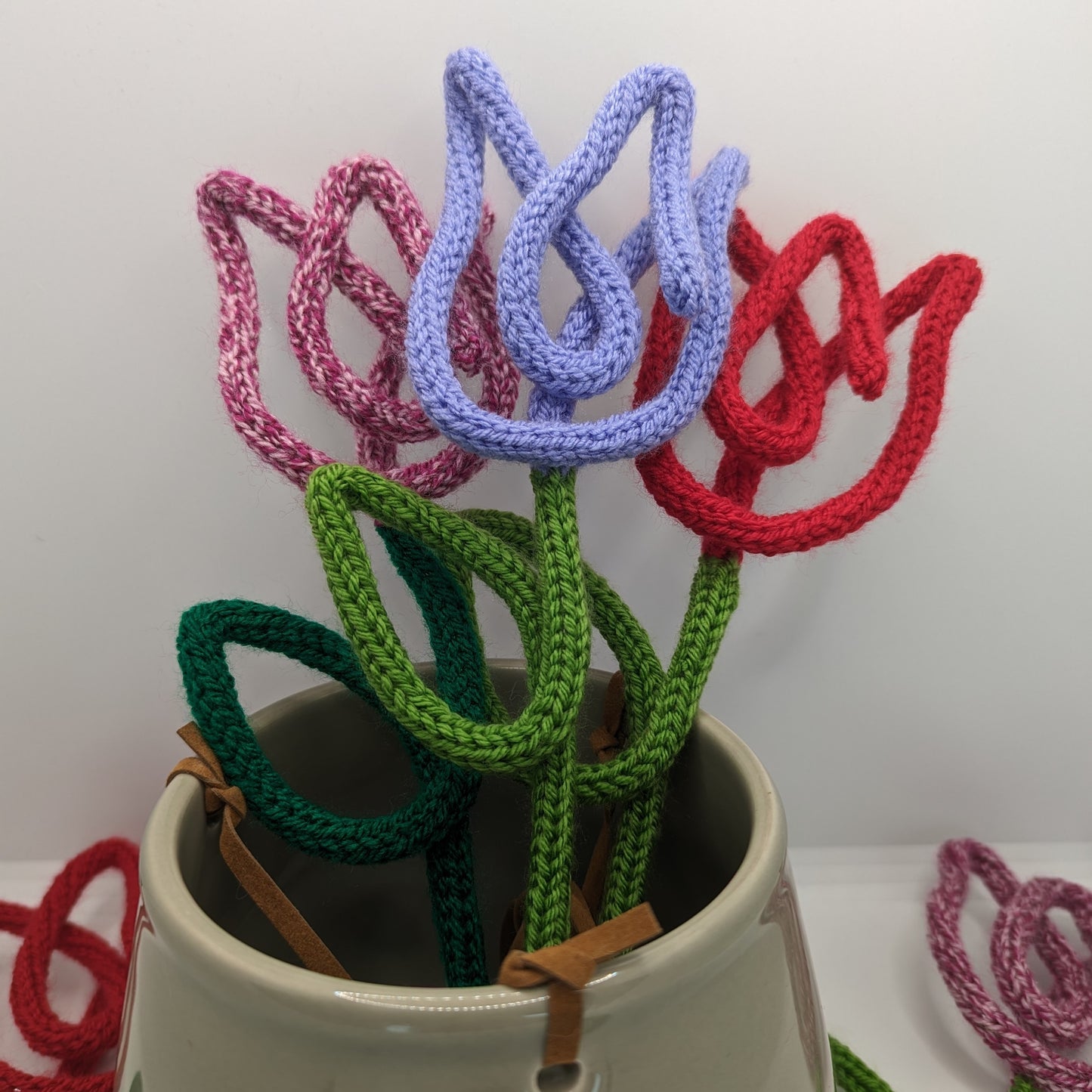 Tulip wire flower stem